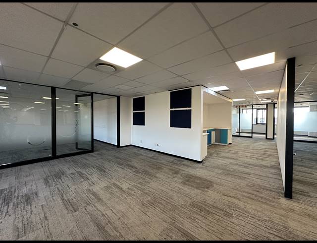750M² OFFICE TO LET IN DORINGKLOOF